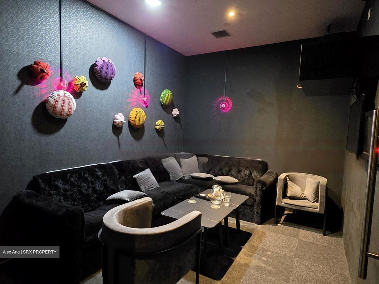 Civil Servants Sports Club (D8), Retail #457836591